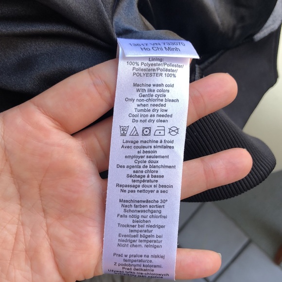 Burton Vest - Picture 10 of 12